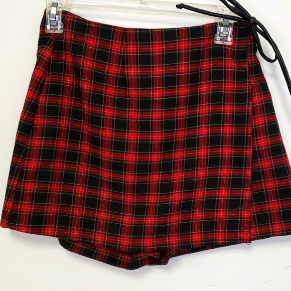 No Boundaries Y2K Wrap Mini Skirt Skort Plaid Red & Black 7Jr EUC - Picture 1 of 11
